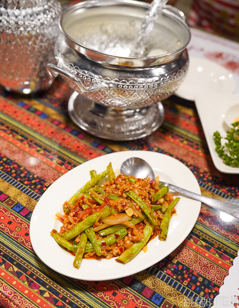 [花蓮美食]荷泰雲泰精緻料理-椒麻雞、泰式蝦湯，蝦殼都幫你剝好了，花蓮泰式料理，美崙美食