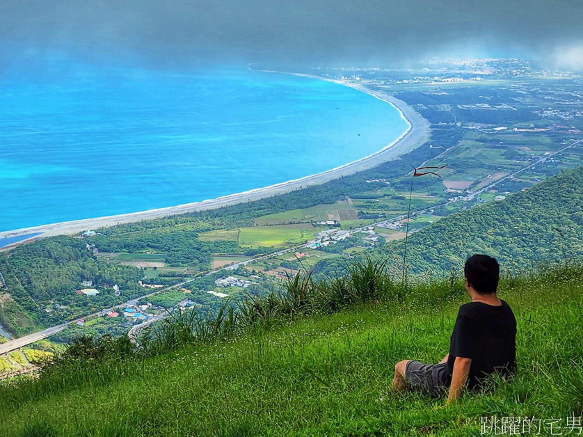 完全沒遮擋「眼前就是太平洋」俯瞰蔚藍海景，沒去過比他更高的花蓮看海景點!
