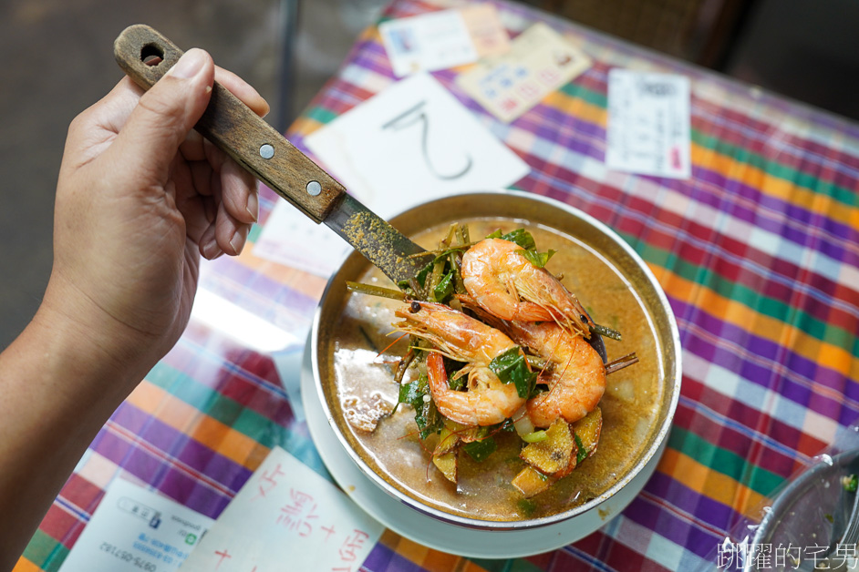 [花蓮美食]吉爾泰-泰國人在花蓮開泰式小吃，必點泰式酸辣湯，滿滿香料大碗好喝，花蓮泰式料理