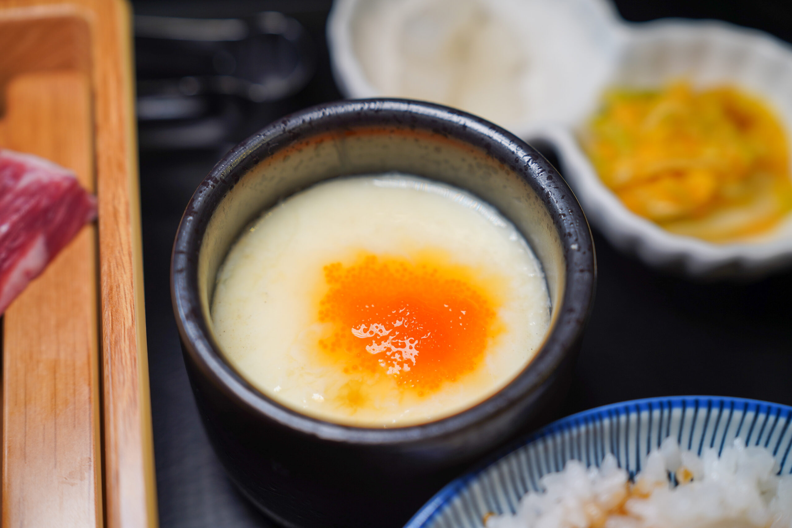 [花蓮吉安美食]一個人也能吃的花蓮燒肉店「鰻牛」用料好還有現烤鰻魚飯，不用真空包，口感可真不同!