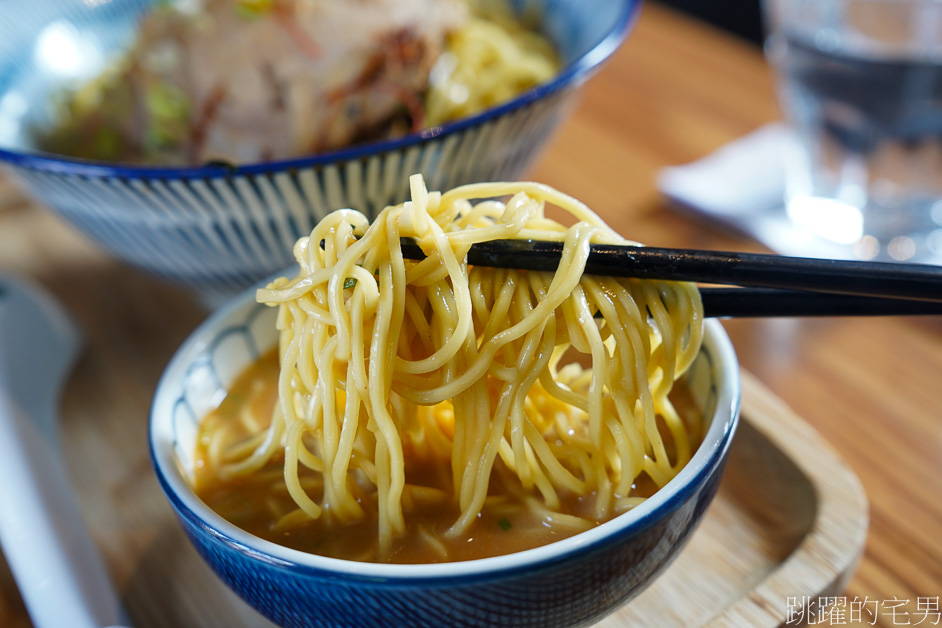 [花蓮美食]定置漁場三代目-魚湯拉麵，湯麵可以無限續加，叉燒沾麵，本港蝦醬炸透抽必點