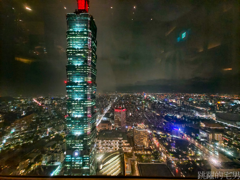 [台北牛排推薦]微風南山美食「Smith & Wollensky Taipei 」俯瞰台北101，高空夜景簡直浪漫極了，巴菲特最愛的牛排館-史密斯華倫斯基牛排館