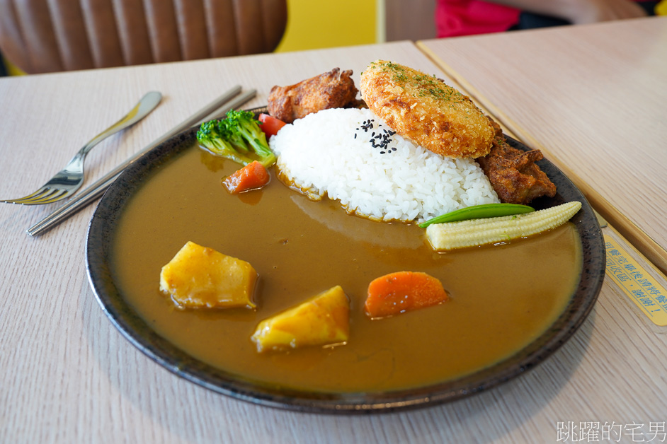 [花蓮美食]餵咖哩-炸物真好吃，可樂餅炸雞吃了很喜歡，花蓮後火車站美食