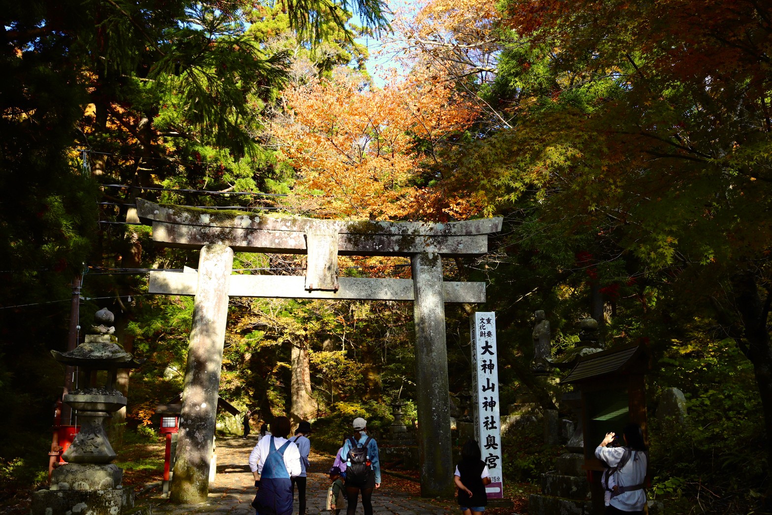 [鳥取景點]2022日本楓葉「大山寺」居然還有楓紅白雪絕佳美景! Google評價千則推薦，鳥取大山楓葉10月中至11月中最佳賞楓期，鳥取交通自駕租車 @跳躍的宅男