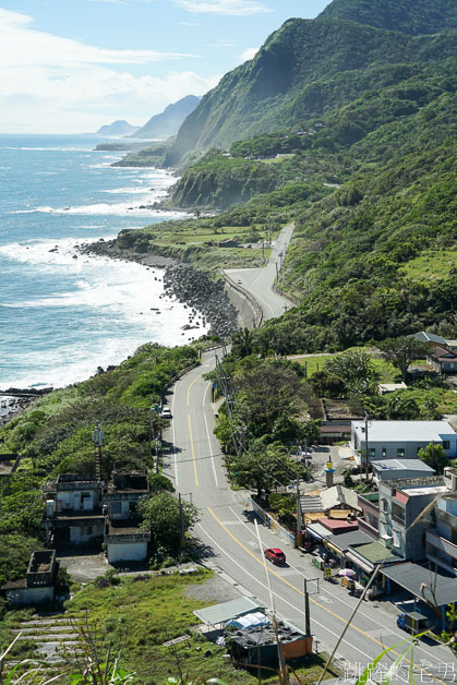 [花蓮豐濱景點]大石鼻山步道-延綿棧道海天一色絕美海景，最美豐濱IG景點，只要花不到15分鐘就可以上來，根本是C/P值破表的花蓮看海景點!