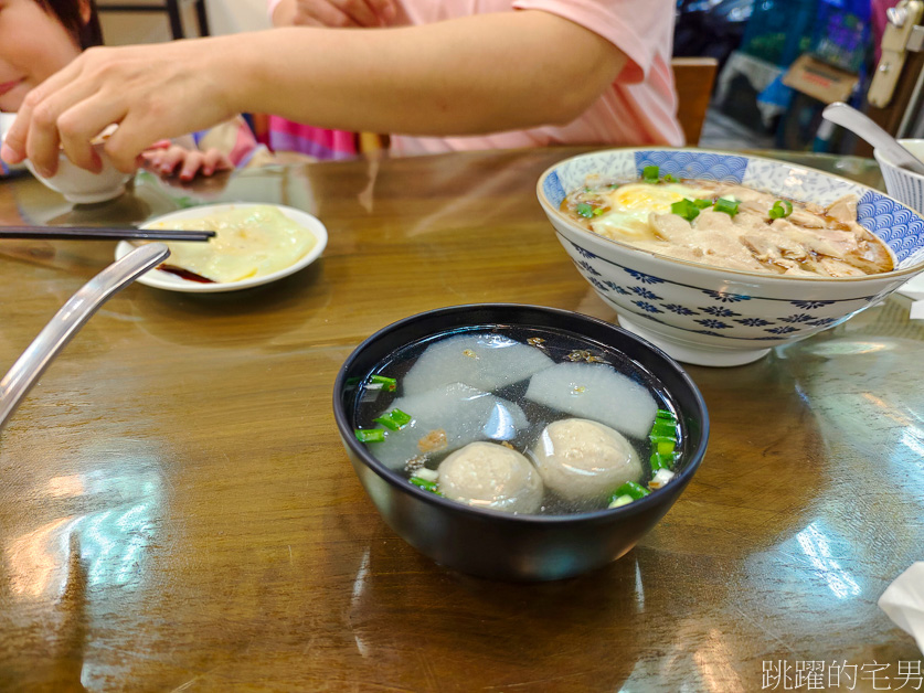 [花蓮美食]八方圓美食坊-超級好吃花蓮滷味飯推薦，中毒般的連吃4天停不了，還有清燉羊肉湯、藥膳牛雜、鱸魚湯等多種湯品，八方圓美食坊菜單