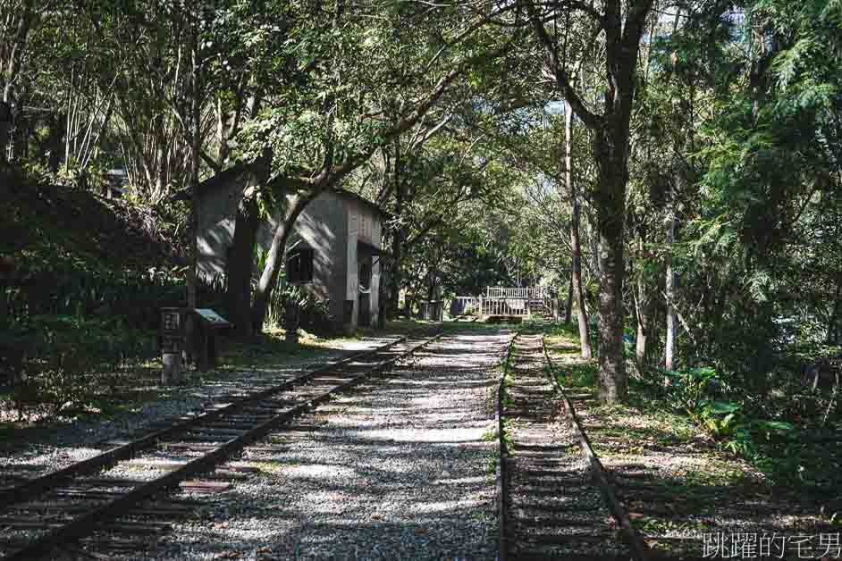 花蓮智慧站牌「一秒掌握公車動態」電子化即時到站資訊，旅遊行程時間不浪費，顯示多國語言，花蓮旅遊坐公車，花蓮景點衝起來!