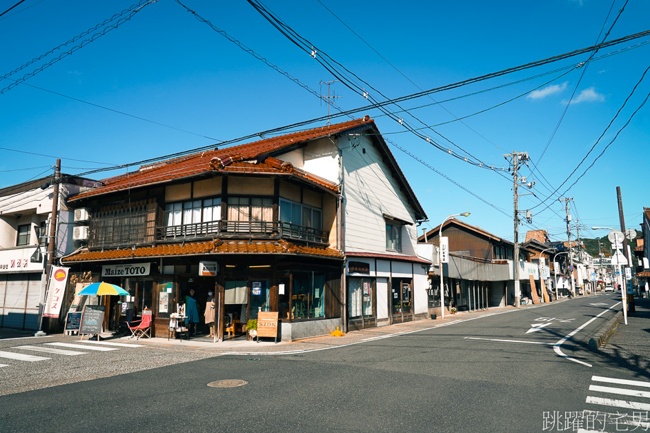 鳥取倉吉懶人包「倉吉白壁土藏群」品嘗倉吉美食「町屋清水庵」「レストラン三日月」 「赤瓦五号館久楽」倉吉景點 「円形劇場」「大蓮寺」「倉吉神社」「豐田家住宅」「妙寂寺銀杏」「打吹公園 」「出雲大社-倉吉分院 」