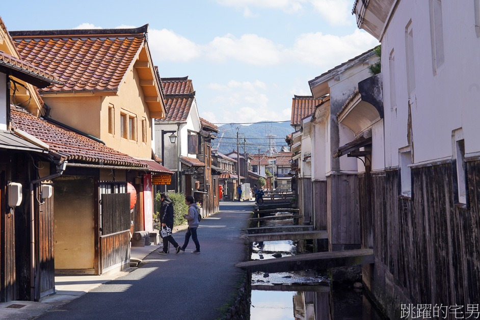 鳥取倉吉懶人包「倉吉白壁土藏群」品嘗倉吉美食「町屋清水庵」「レストラン三日月」 「赤瓦五号館久楽」倉吉景點 「円形劇場」「大蓮寺」「倉吉神社」「豐田家住宅」「妙寂寺銀杏」「打吹公園 」「出雲大社-倉吉分院 」