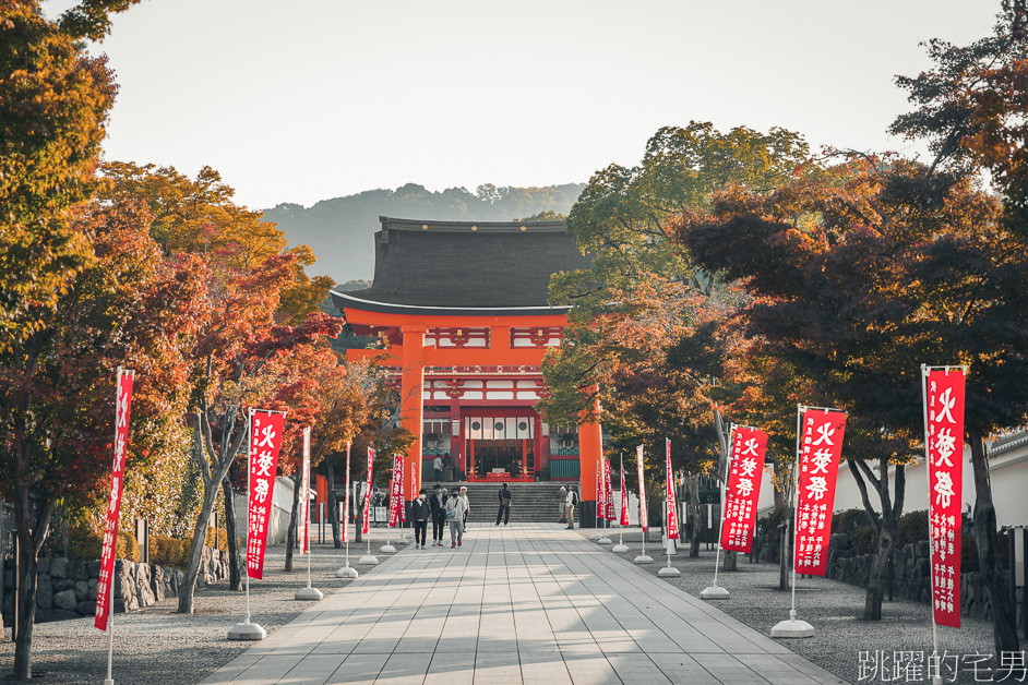 京都景點「伏見稻荷大社」山中萬座「千本鳥居」空無一人充滿神秘感