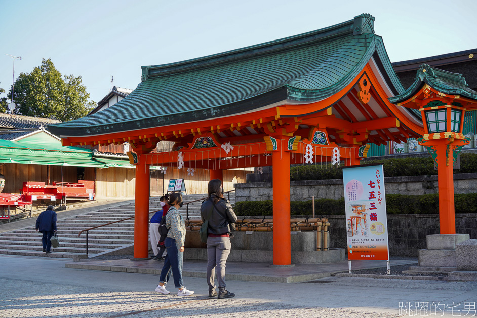 京都景點「伏見稻荷大社」山中萬座「千本鳥居」空無一人充滿神秘感