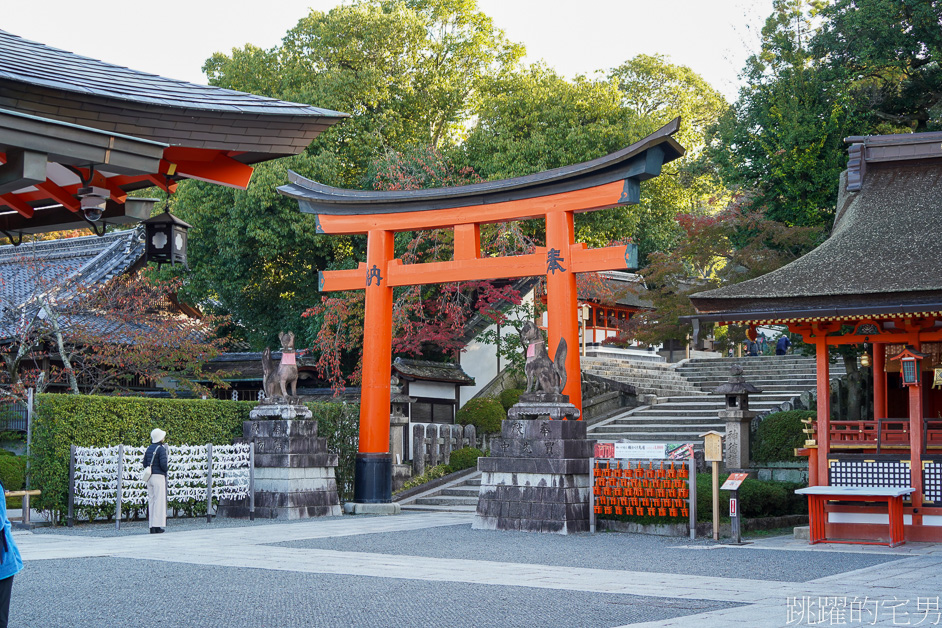 京都景點「伏見稻荷大社」山中萬座「千本鳥居」空無一人充滿神秘感