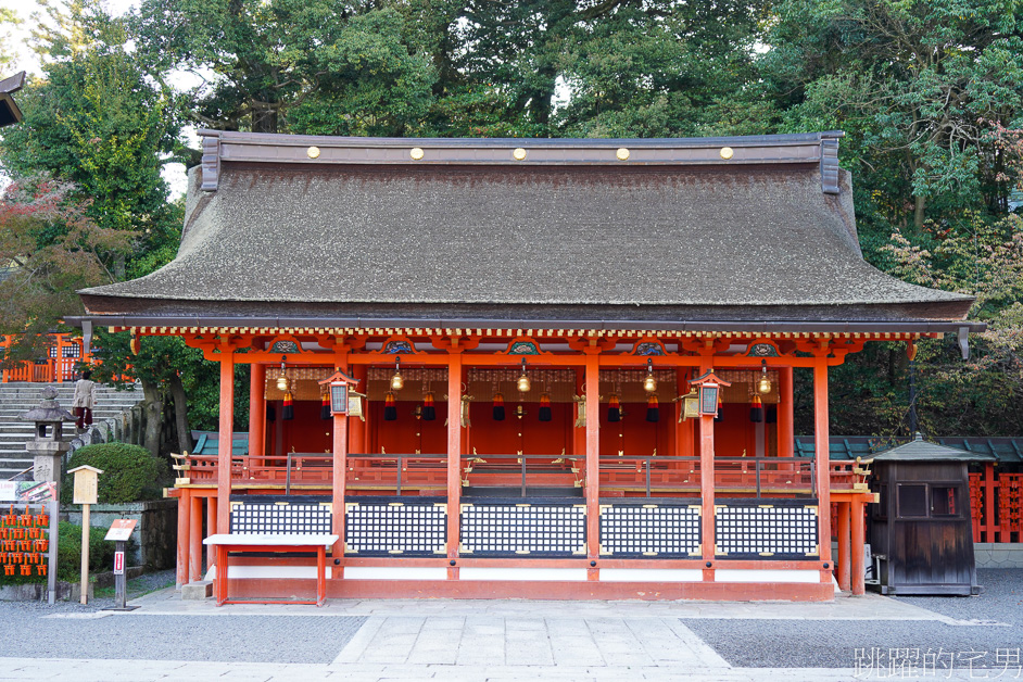 京都景點「伏見稻荷大社」山中萬座「千本鳥居」空無一人充滿神秘感