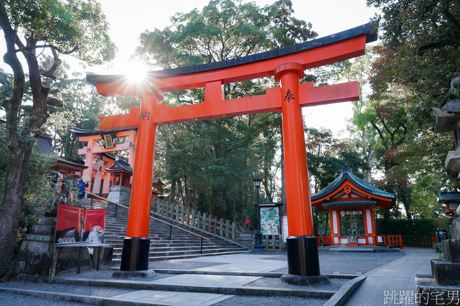 京都景點「伏見稻荷大社」山中萬座「千本鳥居」空無一人充滿神秘感