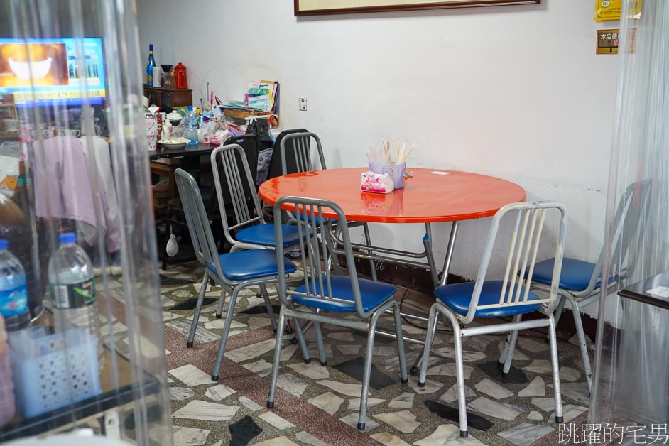 [花蓮新城早餐]必吃花蓮粉漿蛋餅「大漢街早餐本店」九層塔、皮蛋肉鬆，蹄膀刈包，吃過就回不去了，花蓮早餐推薦