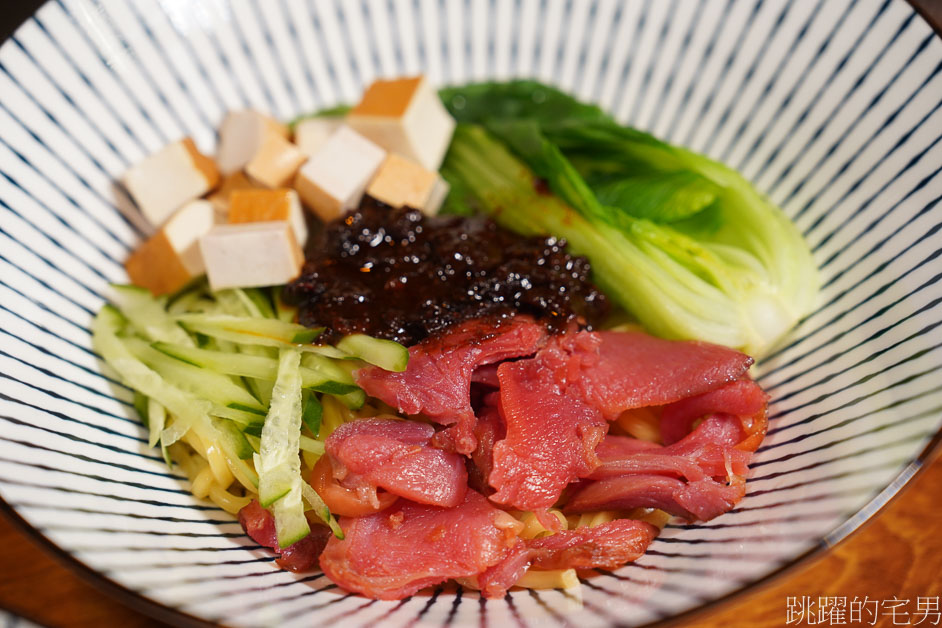 東區美食「休憩Ramen&Bar」酒吧&凌晨3點深夜拉麵店，喝完酒吃碗拉麵有夠舒服，國父紀念館美食、台北拉麵