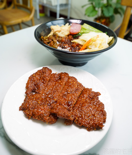 [花蓮美食]大發小吃-激推滷排骨飯，招牌炸雞翅，花蓮下午有營業餐廳