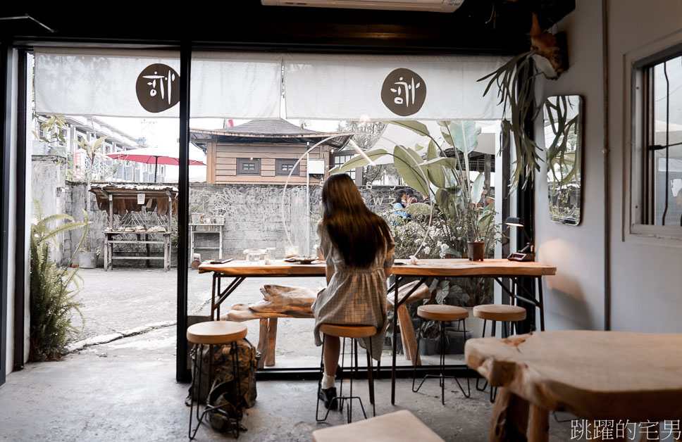 [吉安咖啡廳]惦惦咖啡-慶修院旁咖啡廳，焦糖生乳酪蛋糕，2種口感好吃又特別