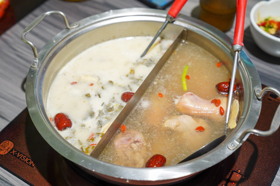 [花蓮吃到飽]幸福早一點點「照豫坊港式麻辣鴛鴦火鍋」獨特鍋底、胡椒豬肚、港式花雕雞，花蓮火鍋吃到飽