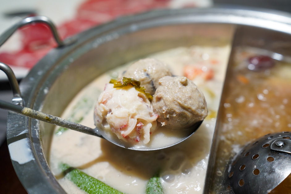 [花蓮吃到飽]幸福早一點點「照豫坊港式麻辣鴛鴦火鍋」獨特鍋底、胡椒豬肚、港式花雕雞，花蓮火鍋自助吧吃到飽