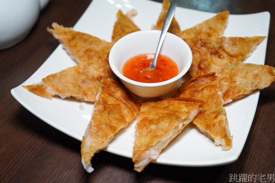 [花蓮美食]外婆家餐館-花蓮聚餐餐廳推薦，食物好吃份量夠，旁邊有大停車場很方便，花蓮無菜單料理