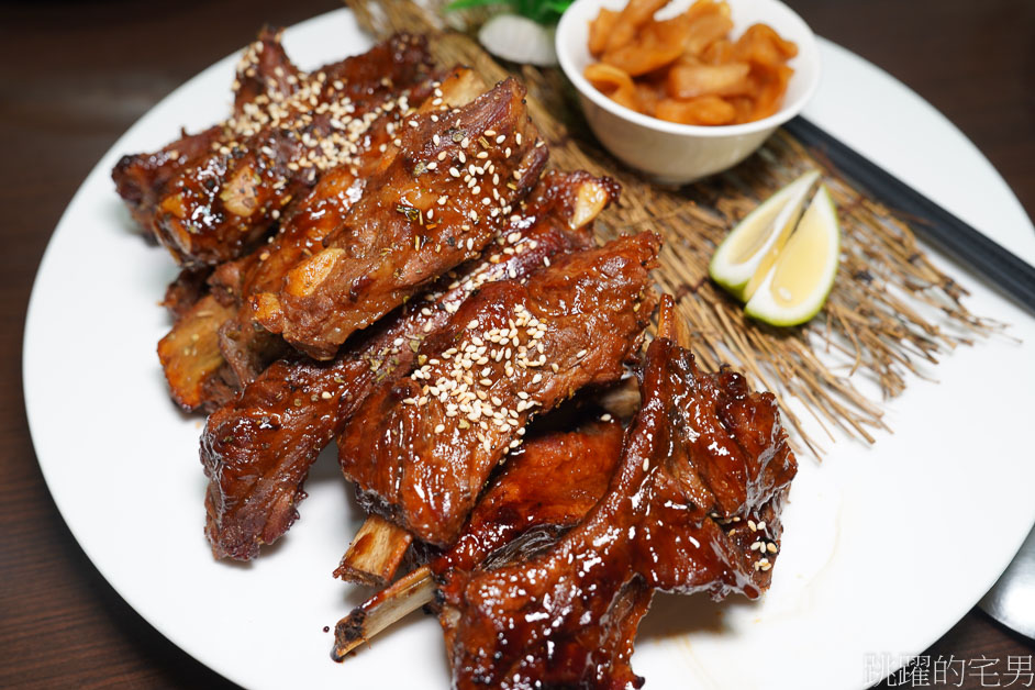 [花蓮美食]外婆家餐館-花蓮聚餐餐廳推薦，食物好吃份量夠，旁邊有大停車場很方便，花蓮無菜單料理