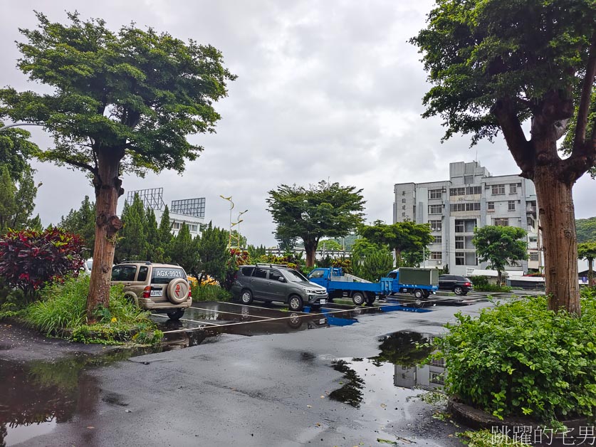 [花蓮美食]外婆家餐館-花蓮聚餐餐廳推薦，食物好吃份量夠，旁邊有大停車場很方便，花蓮無菜單料理