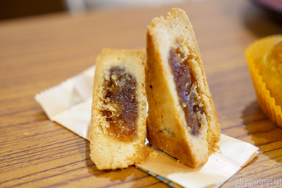 [花蓮美食]一芳蛋黃酥專賣店-花蓮蛋黃酥推薦，味道超像彰化不二家，土鳳梨酥更是一吃就愛到!