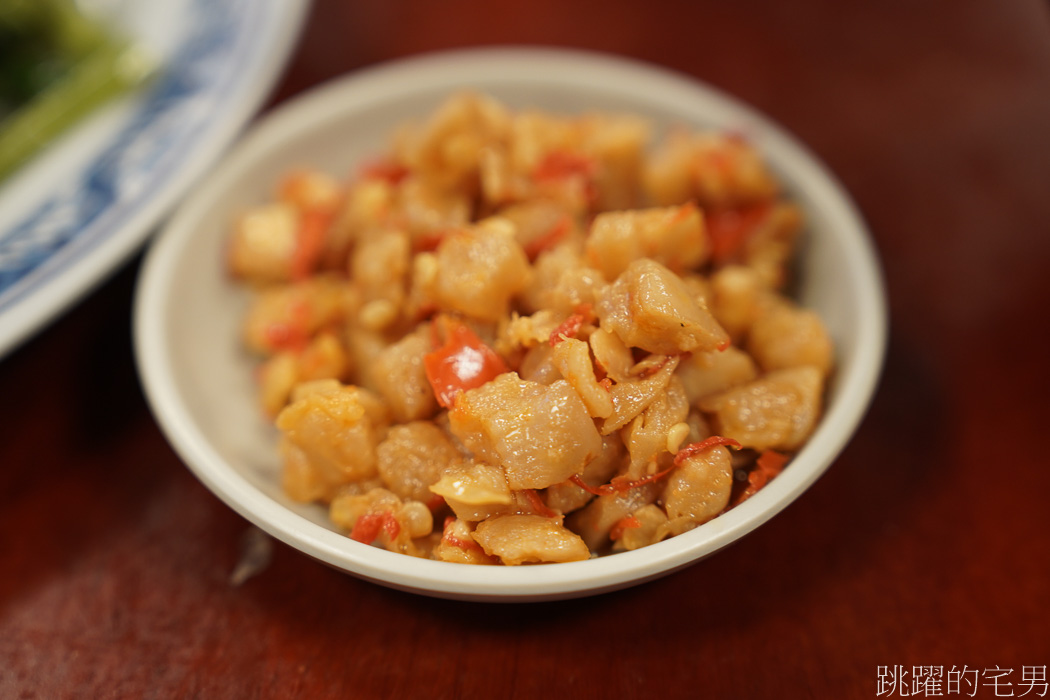 [花蓮美食]葉爸豬腳-滷肉飯必加辣蘿蔔乾，讓人吃不停，提供豬腳麵線