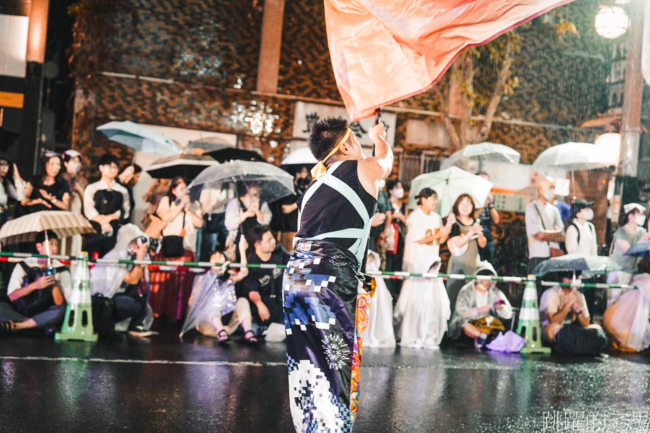 巧遇北海道祭典，狂雨依舊賣力，紀錄生活，札幌中島公園站，札幌祭り，北海道札幌旅遊，薄野北祭會，薄野祭，豐水