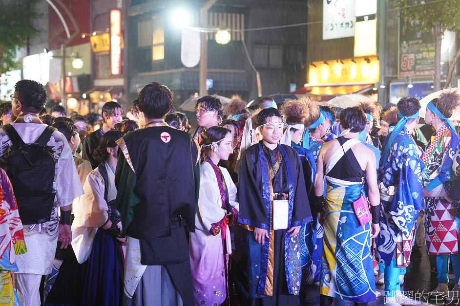 巧遇北海道祭典，狂雨依舊賣力，紀錄生活，札幌中島公園站，札幌祭り，北海道札幌旅遊，薄野北祭會，薄野祭，豐水