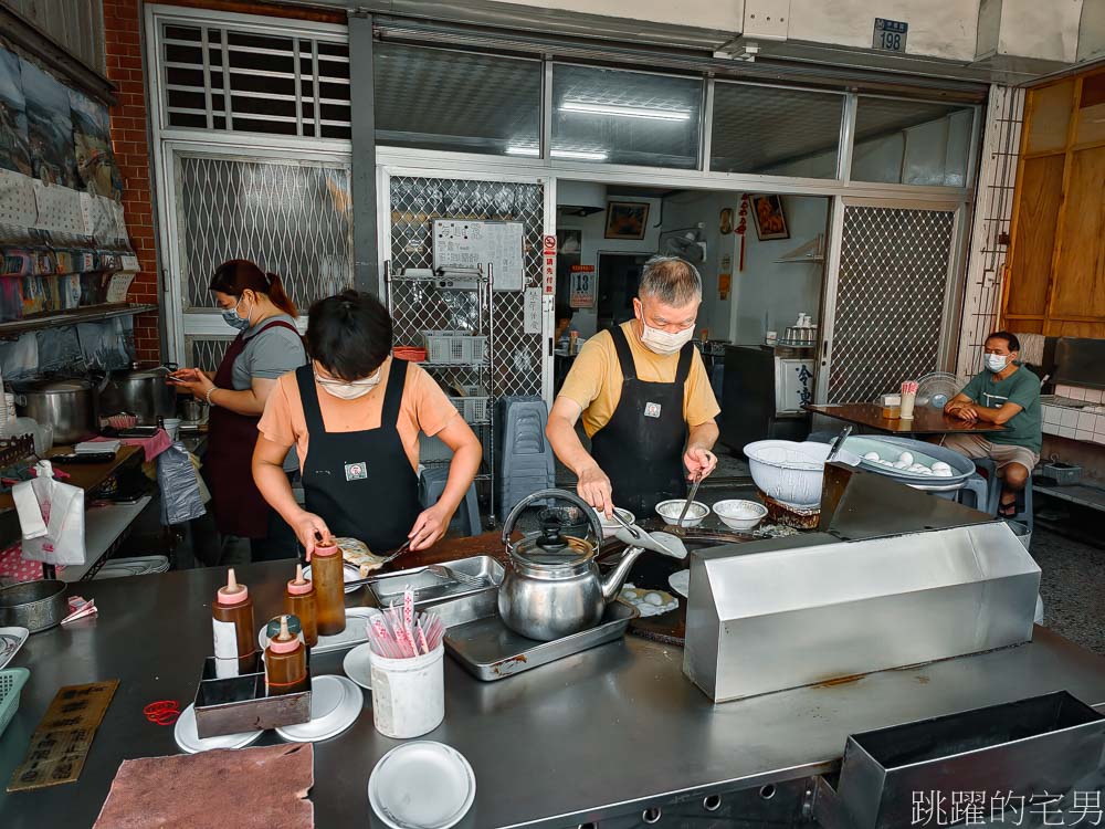 [花蓮早餐]中福早餐店-大推焦脆粉漿蛋餅，口感超級好，花蓮蛋餅推薦