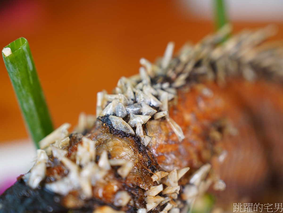 [鳳林美食]閩越食堂餐廳-滿滿香料滋味非常愛，吃到梅子雞都忘記，爆發魚吃法超酷，鳳林桶仔雞推薦，還有越式爆發魚，單人、合菜都有