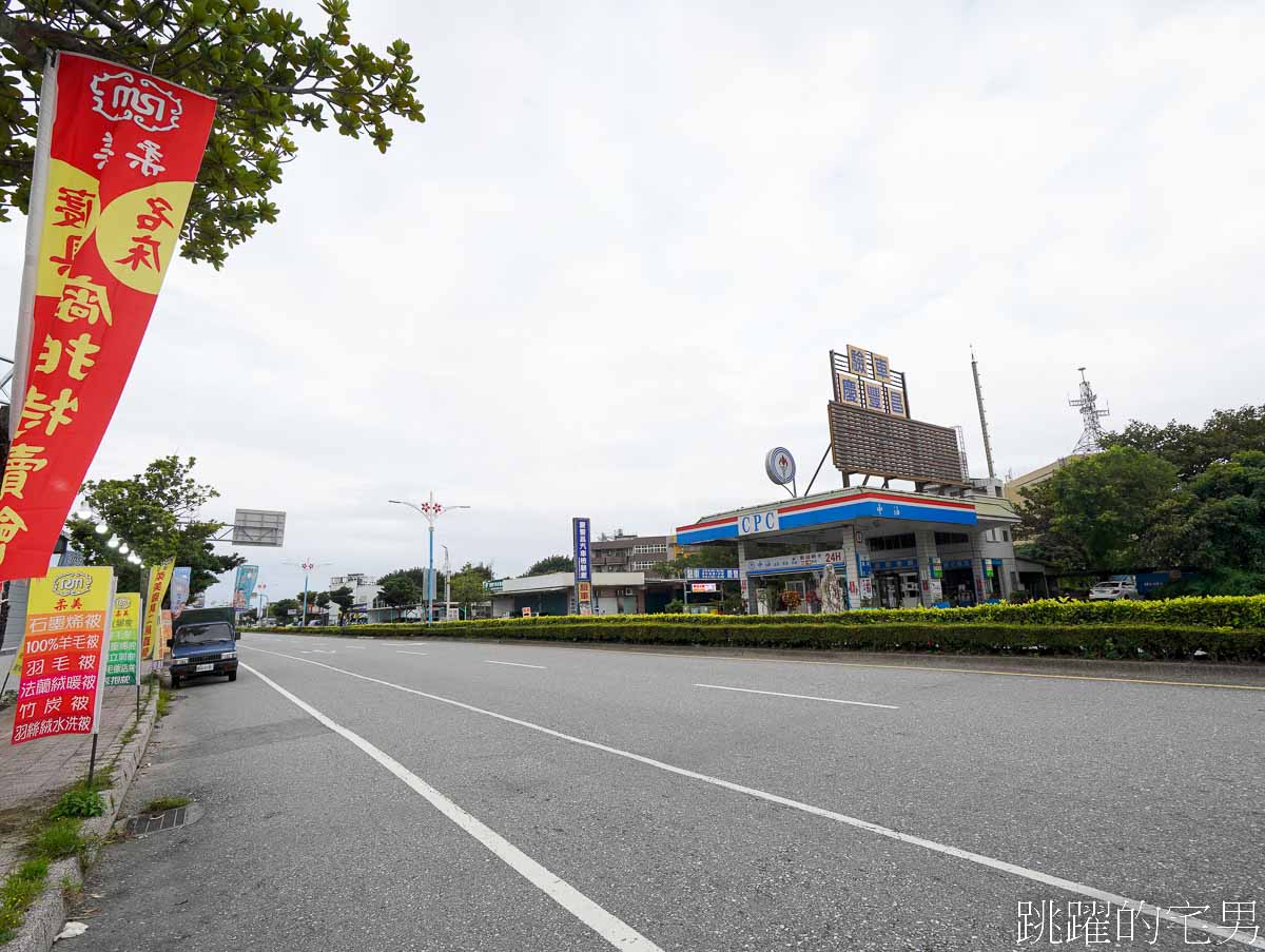 花蓮寢具「柔美寢具特賣會」天冷買厚棉被最好時機，健康枕150元、天鵝絨床包組一件290元，2件500元!，天鵝絨四季兩用被一件590，二件1100元、兒童寢具，日本毛毯790元起