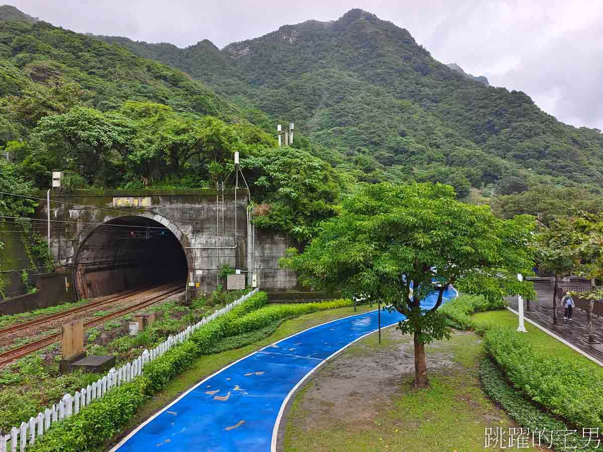 宜蘭頭城海景咖啡廳推薦「九號咖啡石城館」落地窗遠眺龜山島絕美海景，2樓假日須預約，提供九號咖啡石城館預約方式