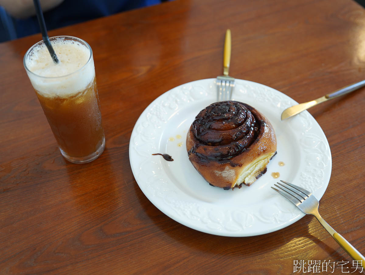 [花蓮秀林美食]中村志明-蘇花公路一出來太魯閣美食下午茶、椒麻雞、好大一顆的阿雪肉桂卷