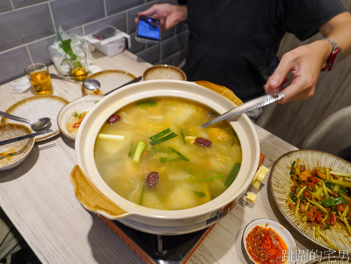 [吉安美食]壽豐小吃慶豐店-整個愛上這家花蓮熱炒滷肉飯!  無骨鵝肉、濃郁蒜頭雞湯也不能錯過