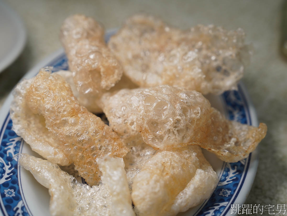 [花蓮美食]苗家美食-貴州火鍋用蕃茄自然發酵，酸湯鍋有夠好喝，麻辣鍋、肉丸子、脆麻餅必吃，還是素食喔!