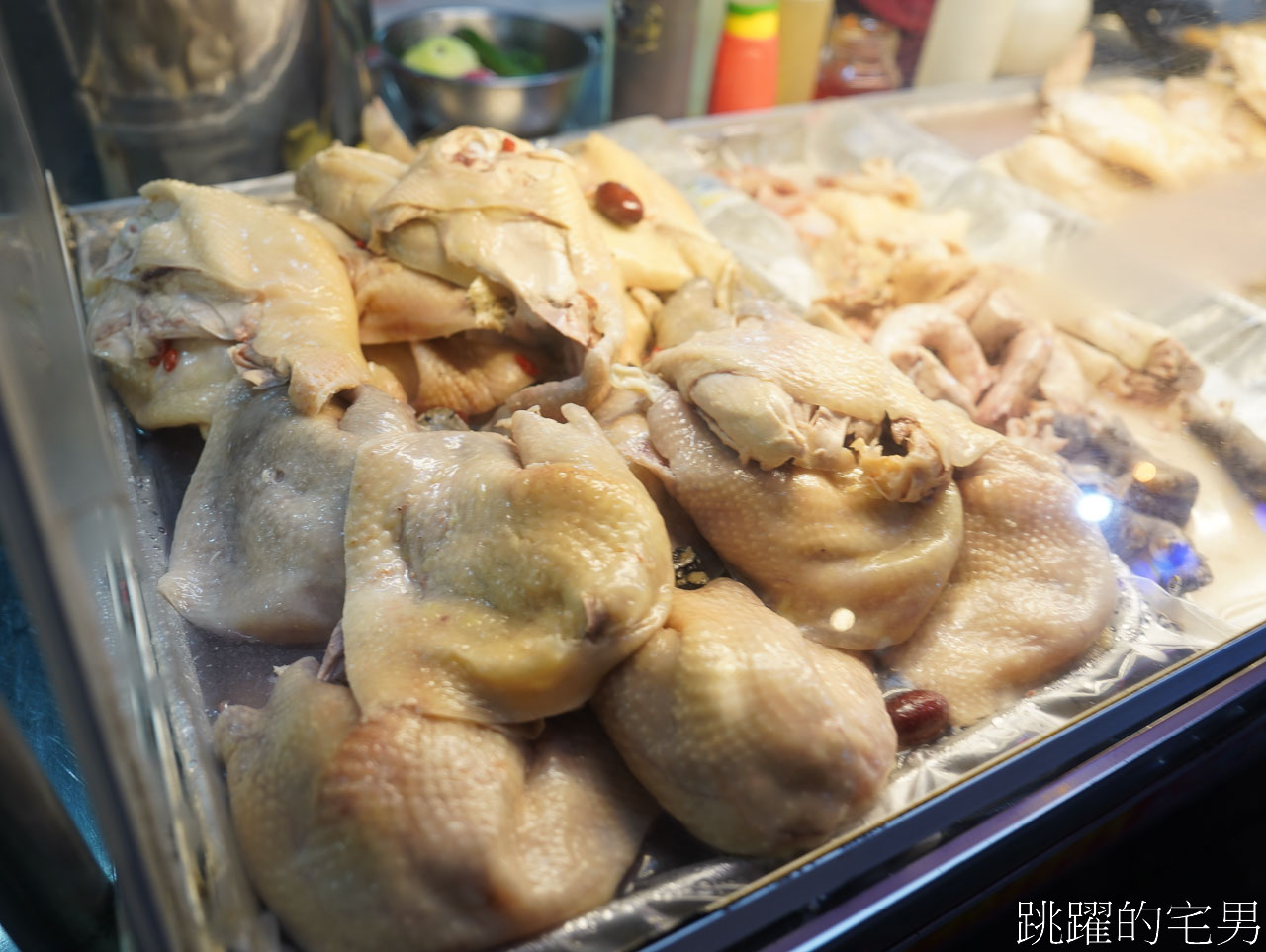 [花蓮美食]霸王別雞油雞醉雞-每天在不同花蓮夜市擺攤，醉雞濃濃中藥酒香很好吃，必點大隻油雞腿