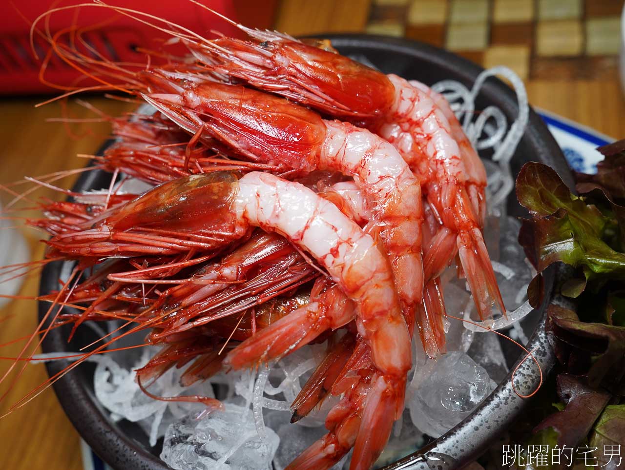 [花蓮美食]米那度海吧餐廳-花蓮海鮮超新鮮，酸菜魚、熱炒菜單豐富，紅麴鬼頭刀完全打到我的味蕾