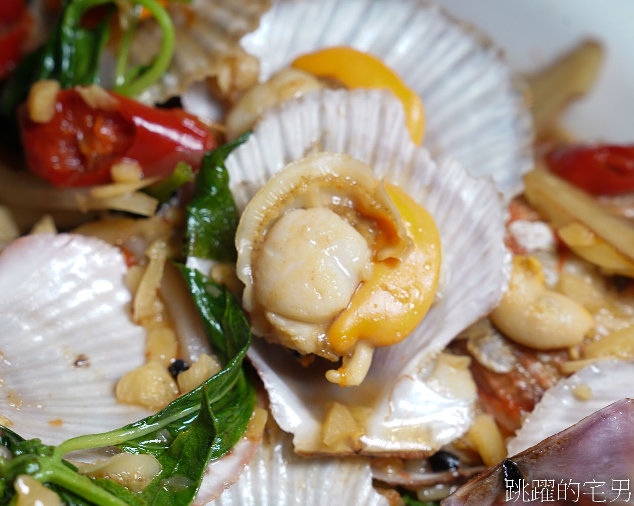 [花蓮美食]米那度海吧餐廳-花蓮海鮮超新鮮，酸菜魚、熱炒菜單豐富，紅麴鬼頭刀完全打到我的味蕾