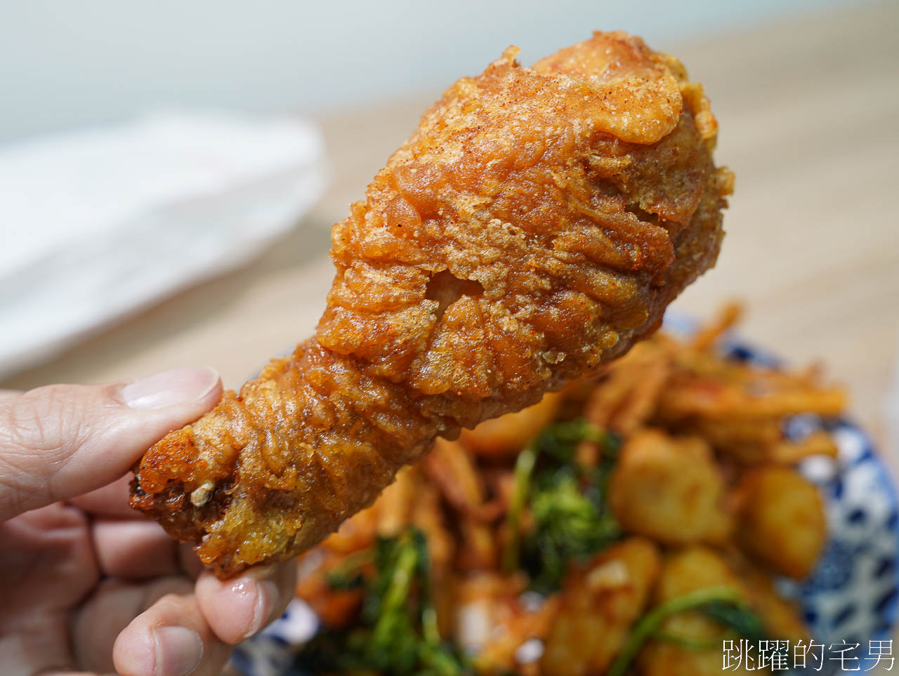 花蓮美食「小賴轟炸雞」必吃鹹酥雞口感超級嫩