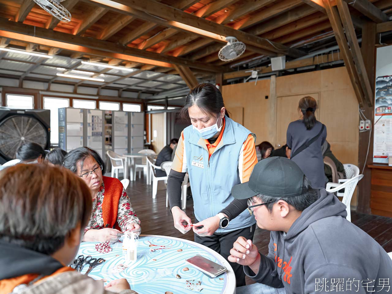 花蓮可以這樣玩，騎電輔車享受大自然，花園客家菜、體驗烤麵包下午茶，原來台灣史前最大的玉器製造工坊在花蓮，花蓮行程推薦