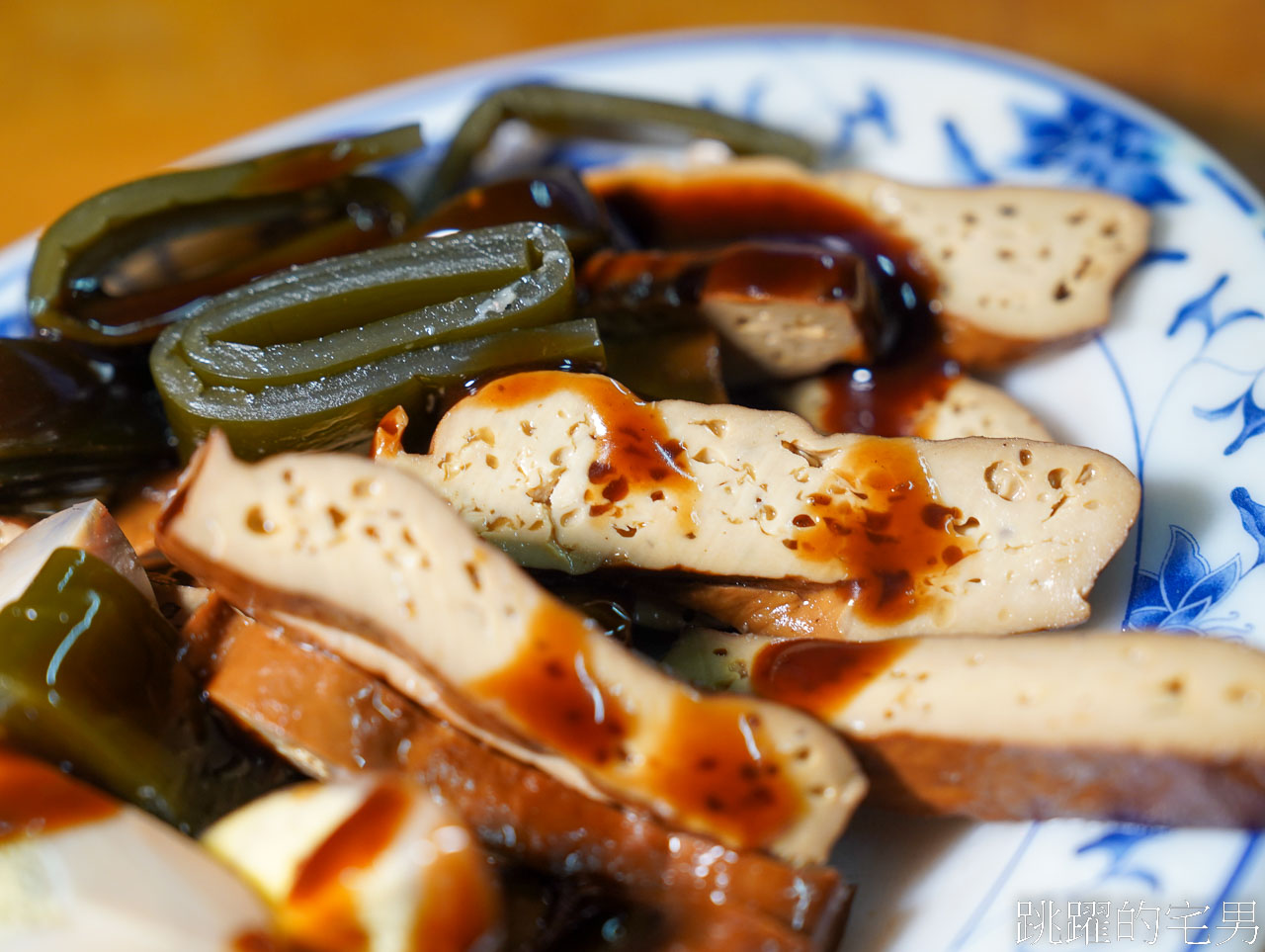 [花蓮美食]阿婆牛肉麵-花蓮老店大碗份量足，在地人的共同記憶，觀光客可以吃別間