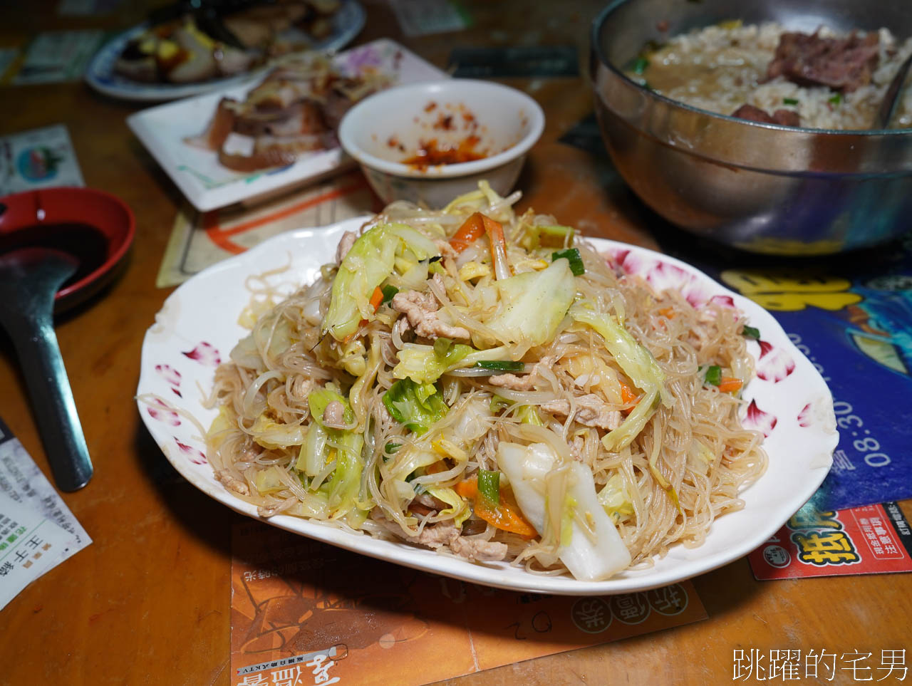 [花蓮美食]阿婆牛肉麵-花蓮老店大碗份量足，在地人的共同記憶，觀光客可以吃別間