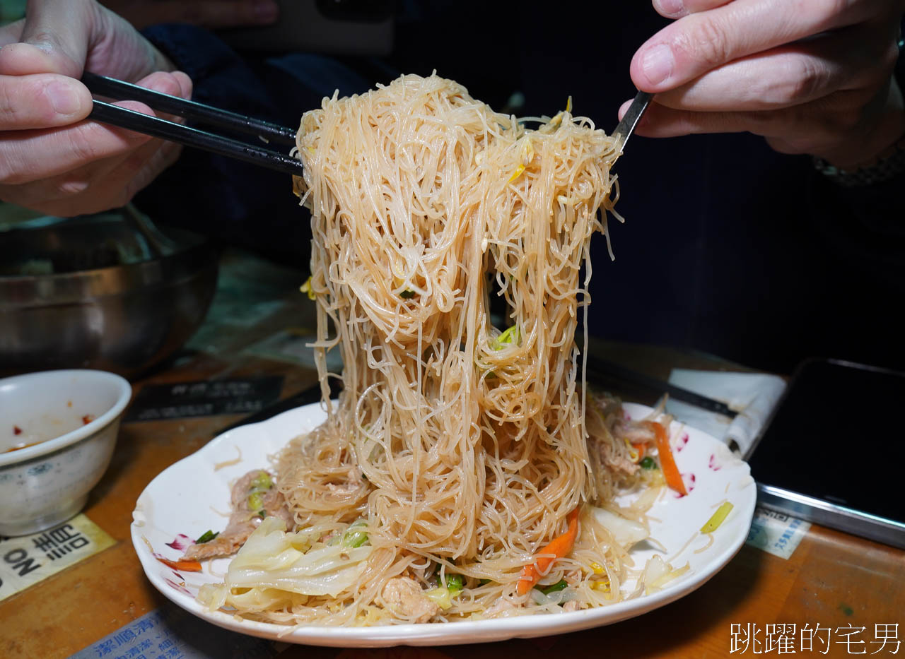 [花蓮美食]阿婆牛肉麵-花蓮老店大碗份量足，在地人的共同記憶，觀光客可以吃別間