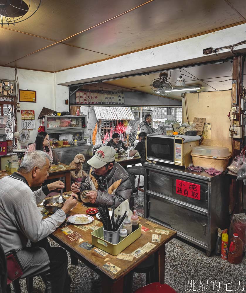 [花蓮美食]阿婆牛肉麵-花蓮老店大碗份量足，在地人的共同記憶，觀光客可以吃別間