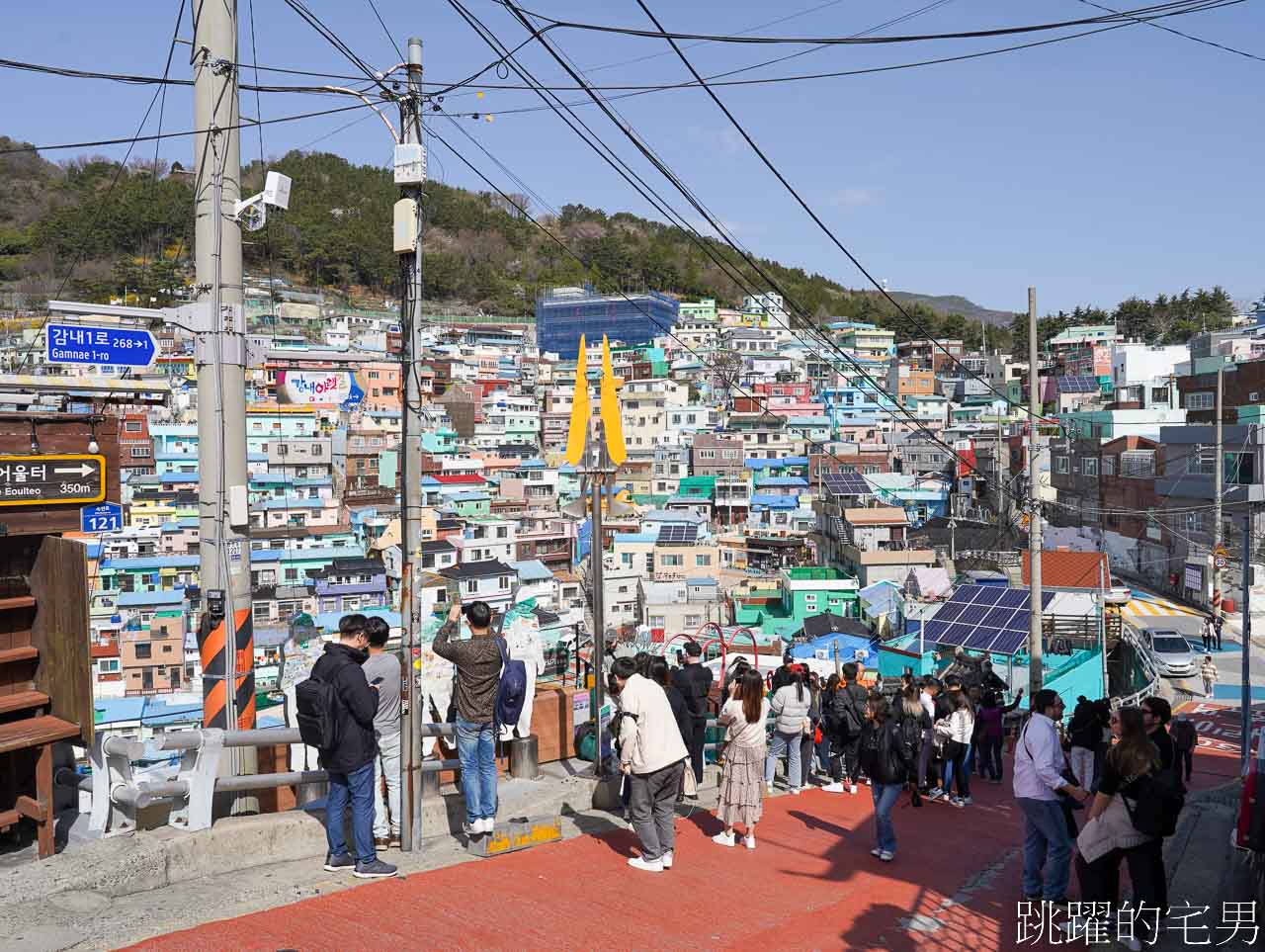 [韓國釜山景點]甘川洞文化村-小王子旅遊景點超好拍，釜山韓服租借推薦哲秀與英熙，釜山包車