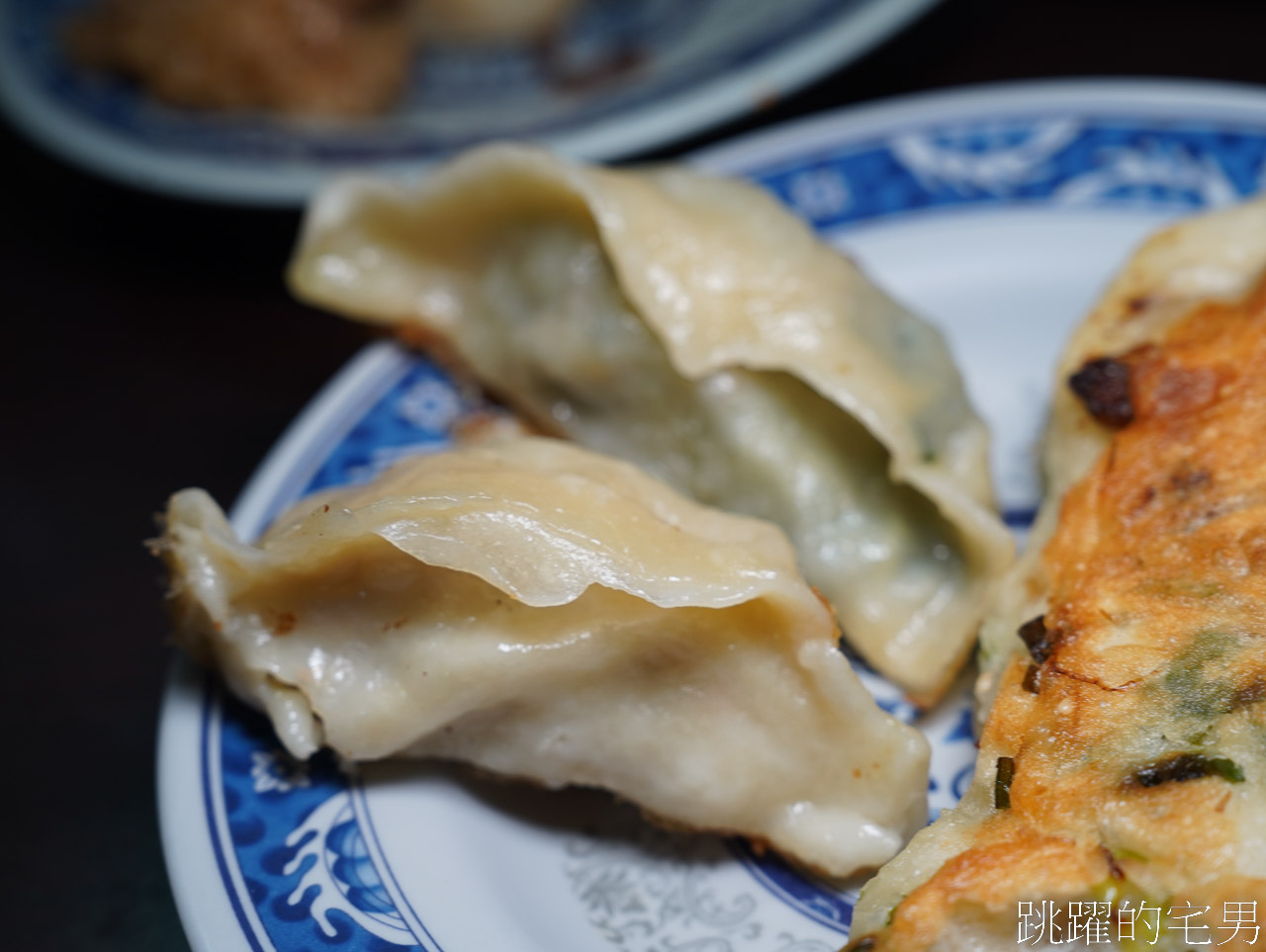 [吉安早餐]南華早點-40年花蓮早餐，招牌蔥油派超厲害，厚實餅皮酥脆外皮沒吃過太可惜!