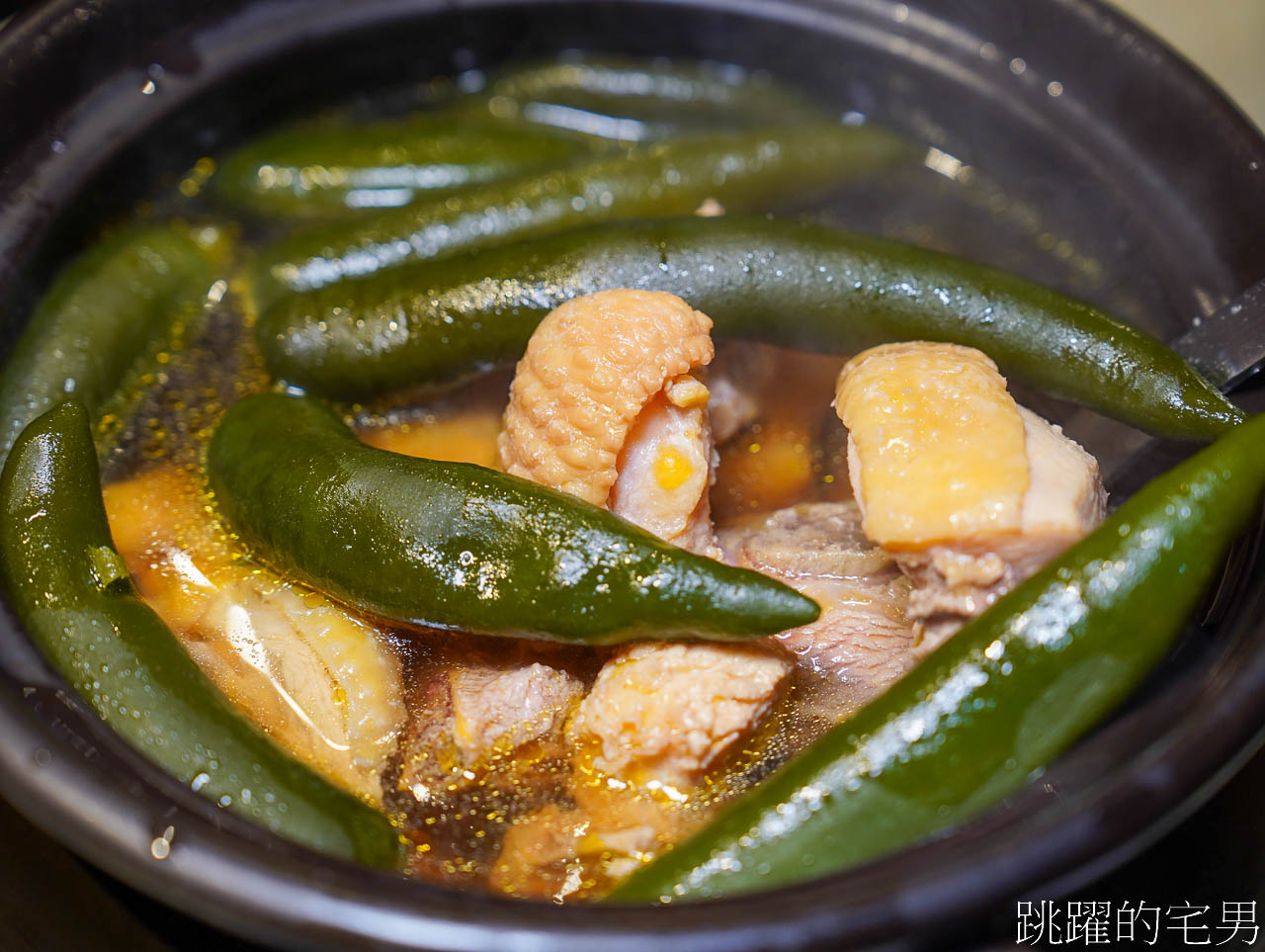 [花蓮美食]大後山深夜食堂-可以小酌一番的花蓮宵夜熱炒，居然有10種雞湯可以選擇